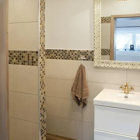 Anita Apartman