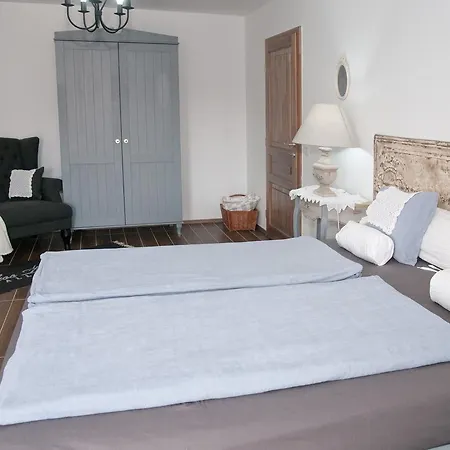 Anita Apartman *
