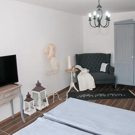 Anita Apartment Gyenesdias