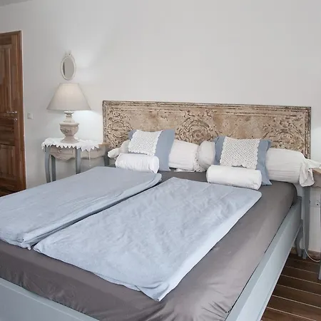 Anita Apartman *