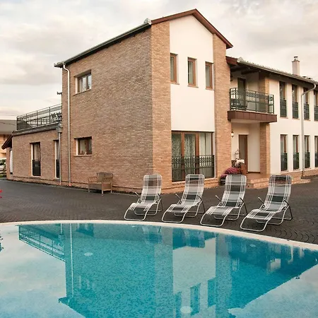 Anita Apartman *