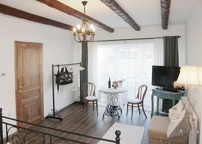 شقة Anita Gyenesdiás