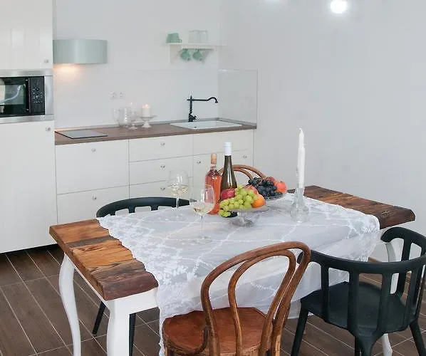 شقة Anita Gyenesdiás