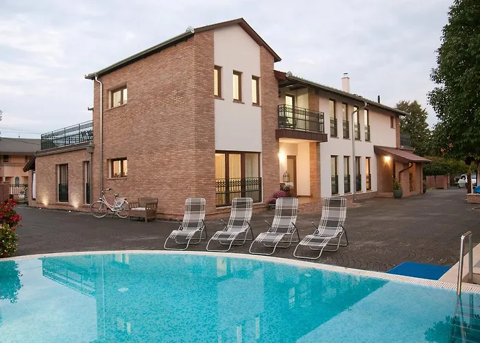 شقة Anita Gyenesdiás